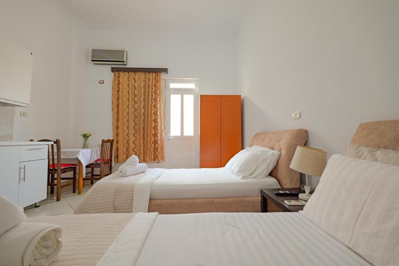 Sunflower Hotel Ksamil Exterior photo